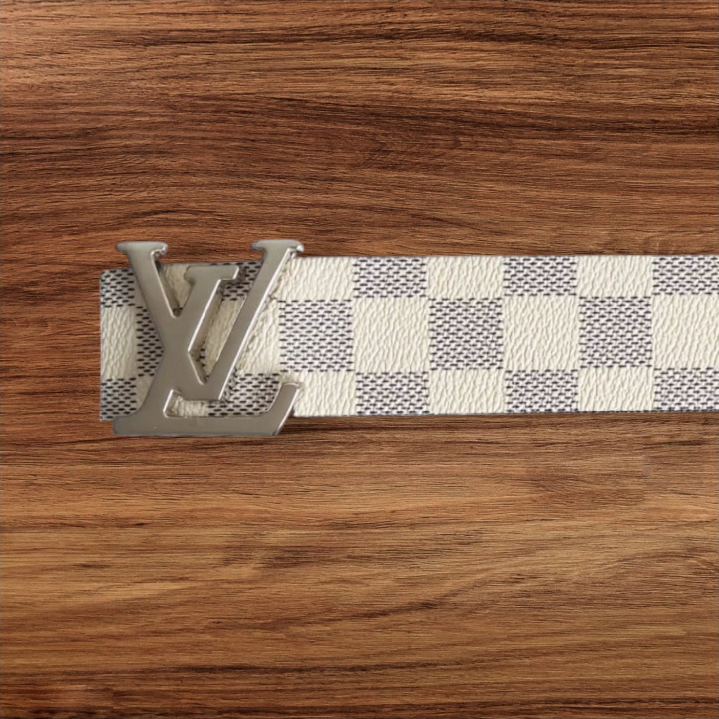 Curea LV Cream Square Silver
